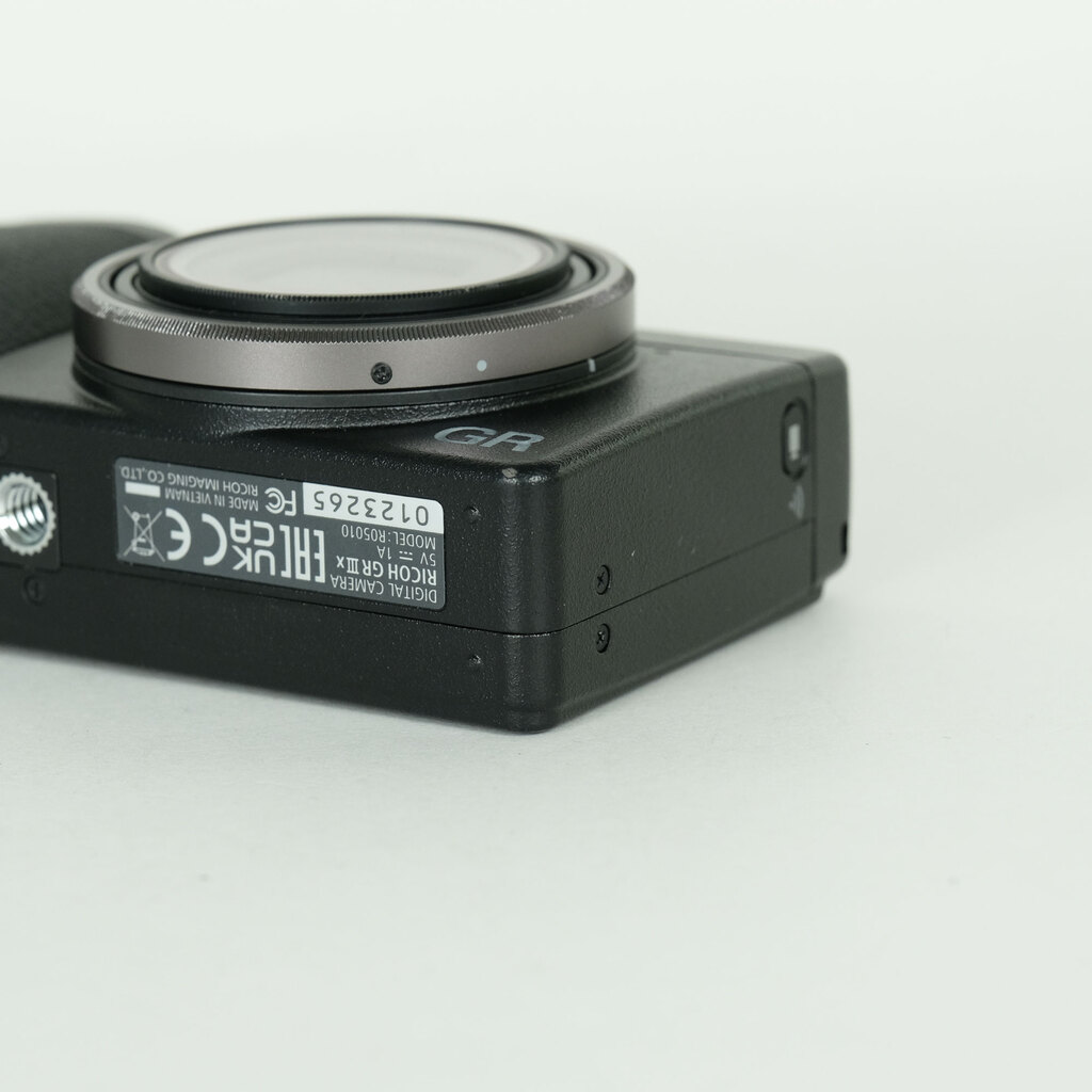 RICOH GR IIIx RICOH GR IIIx