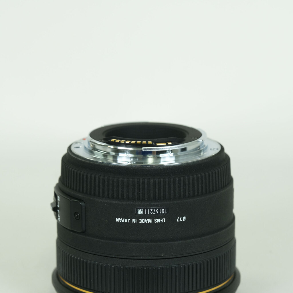 SIGMA 50mm F1.4 EX DG HSM (キヤノンEF用)