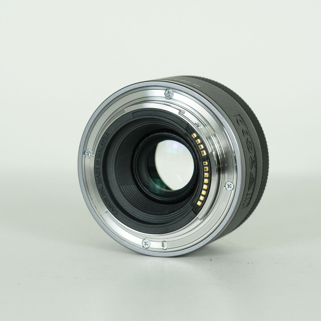 Canon RF50mm F1.8 STMの出品 | ONE SCENE（ワンシーン）
