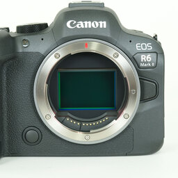 Canon EOS R6 Mark II Canon EOS R6 Mark II