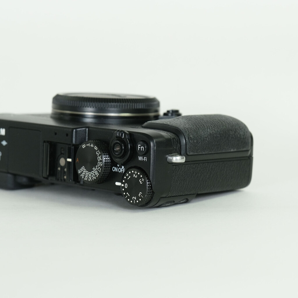 FUJIFILM X-E2