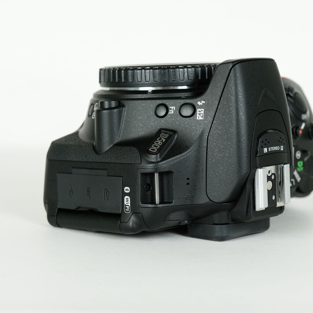 Nikon D5600