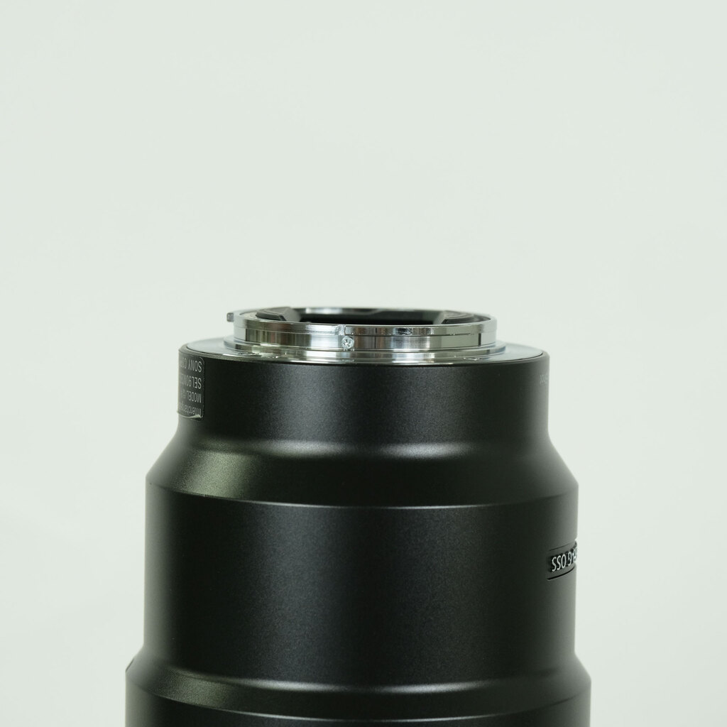SONY FE 90mm F2.8 Macro G OSS SEL90M28G