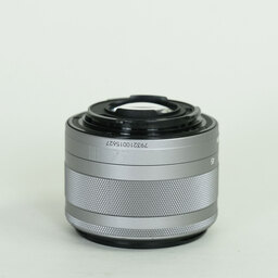 Canon EF-M15-45mm F3.5-6.3 IS STM