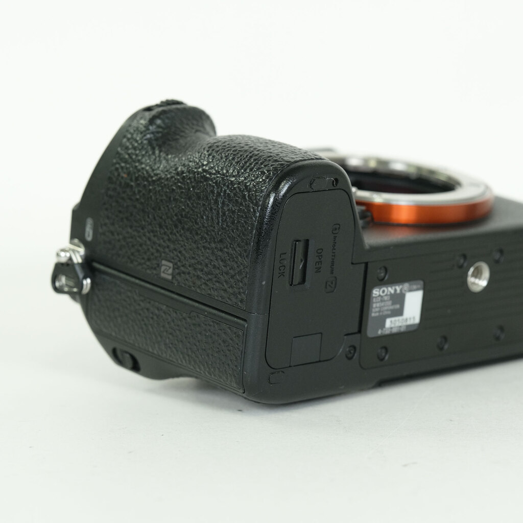 SONY α7 III（ILCE-7M3）
