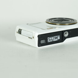 CASIO EXILIM EX-ZR200 ホワイト