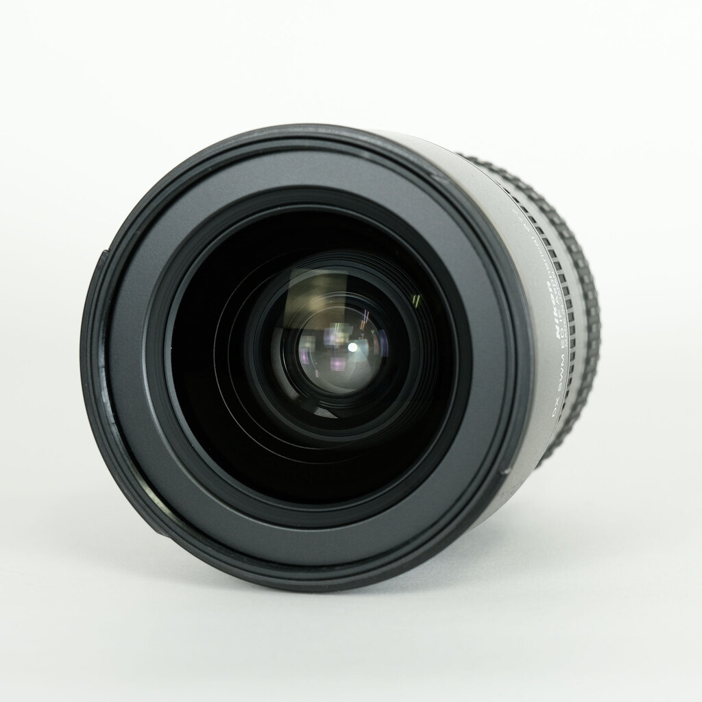 Nikon AF-S DX Zoom-Nikkor 17-55mm f/2.8G IF-ED