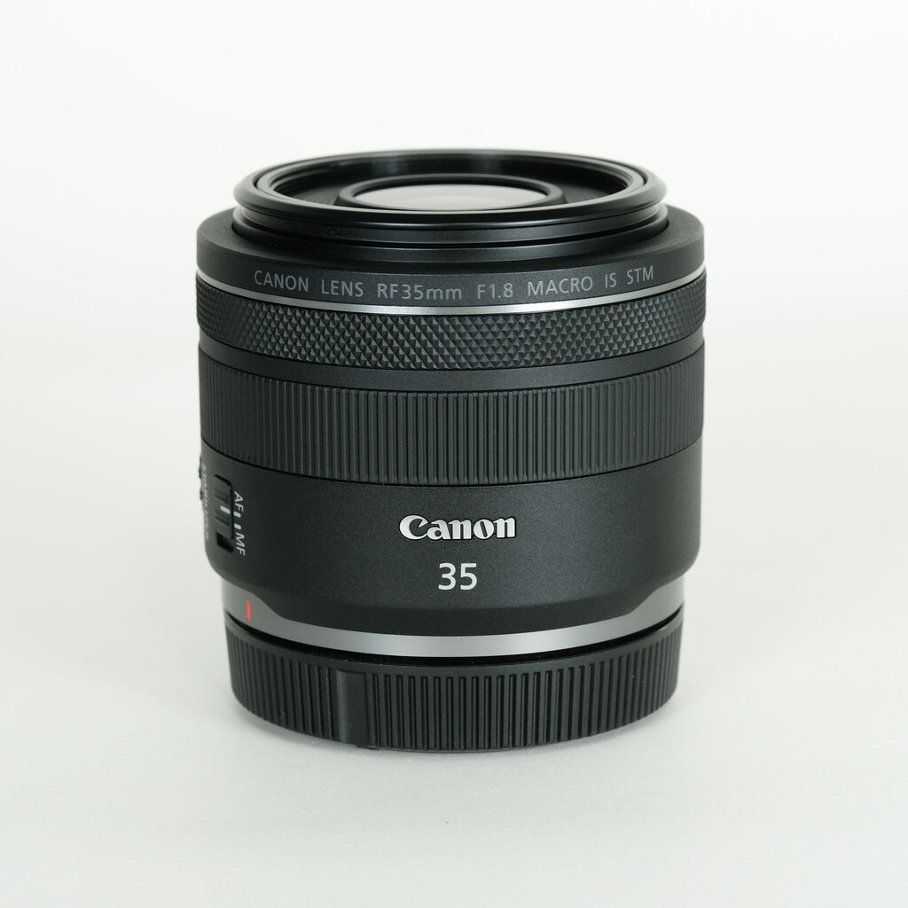 Canon RF35mm F1.8 MACRO IS STM