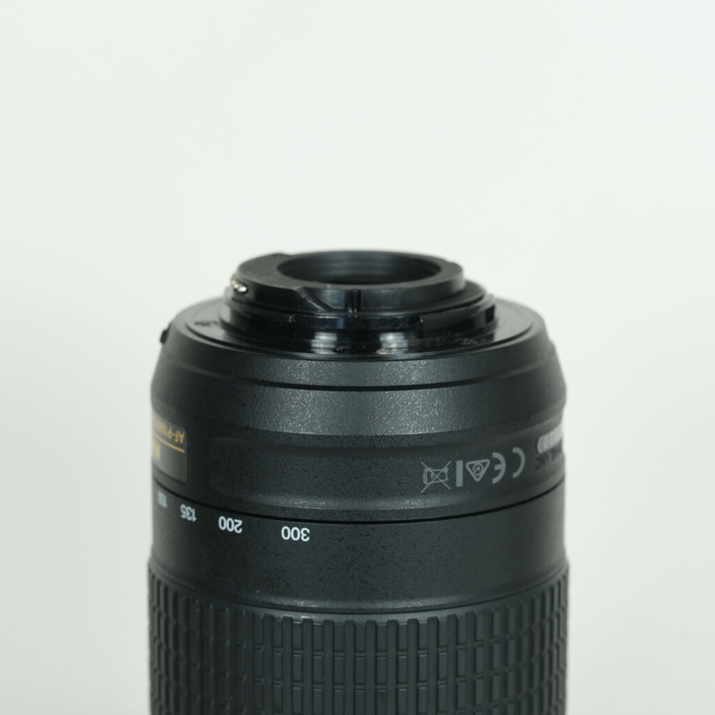 Nikon AF-P DX NIKKOR 70-300mm f/4.5-6.3G ED VR Nikon AF-P DX NIKKOR 70-300mm f/4.5-6.3G ED VR