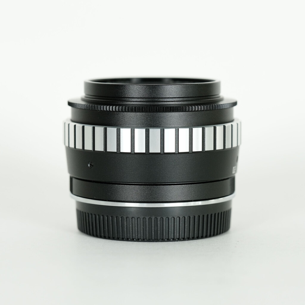 銘匠光学 TTArtisan 23mm F1.4 C (フジフイルムX用) ブラック