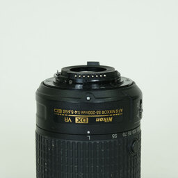 Nikon AF-S DX NIKKOR 55-200mm F4-5.6G ED VR II Nikon AF-S DX NIKKOR 55-200mm F4-5.6G ED VR II