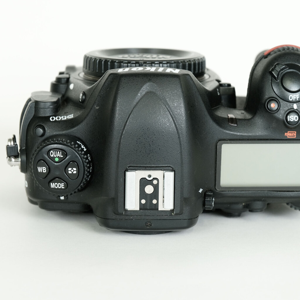 Nikon D500