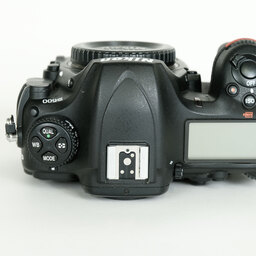 Nikon D500