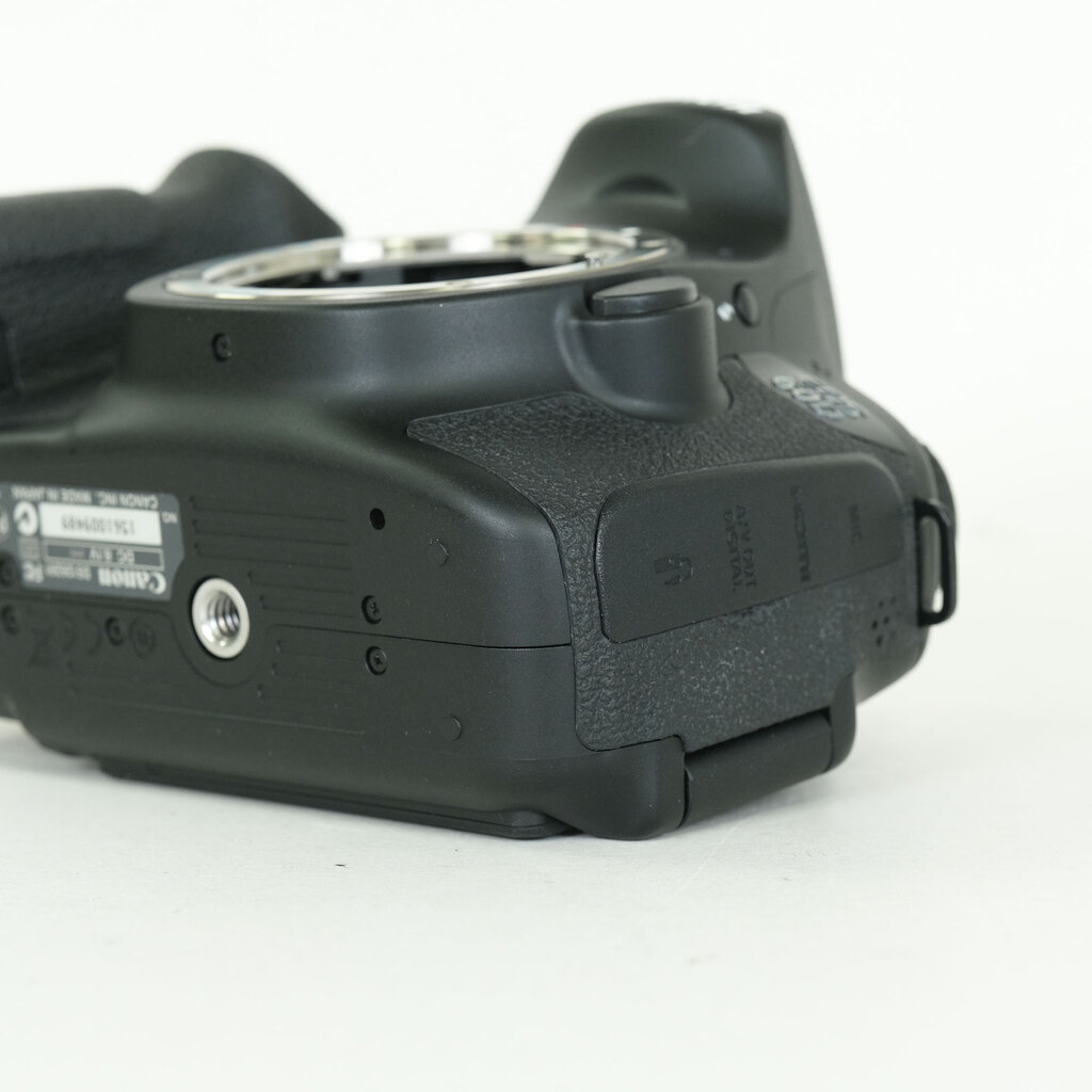 Canon EOS 60D ボディ