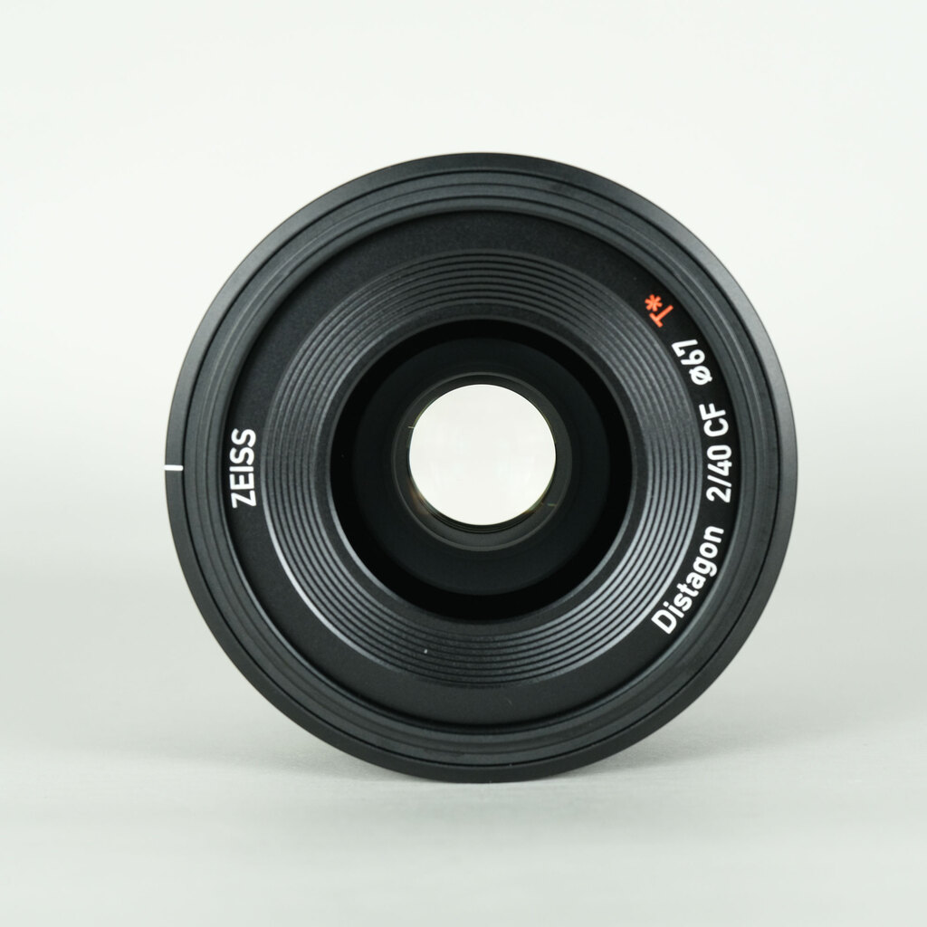 Carl Zeiss Batis 2/40 CF [ソニーE用]の出品 | ONE SCENE（ワンシーン）