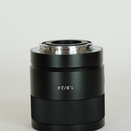 SONY Sonnar T* E 24mm F1.8 ZA SEL24F18Z