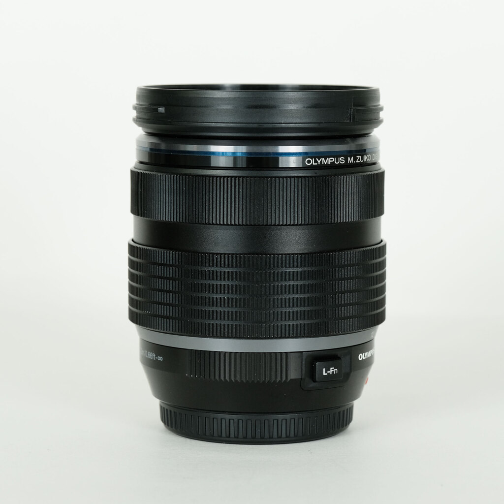 OLYMPUS M.ZUIKO DIGITAL ED 12-40mm F2.8 PROの出品 | ONE SCENE