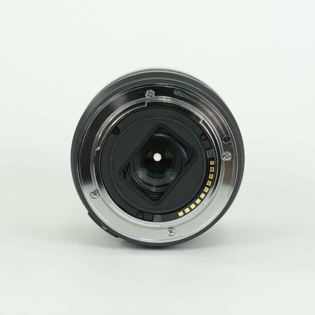 SONY E 18-135mm F3.5-5.6 OSS SEL18135
