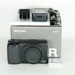 RICOH GR III HDF