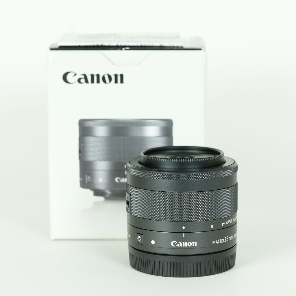 Canon EF-M28mm F3.5 マクロ IS STM