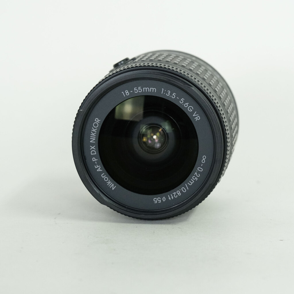 Nikon AF-P DX NIKKOR 18-55mm F3.5-5.6G VR Nikon AF-P DX NIKKOR 18-55mm F3.5-5.6G VR