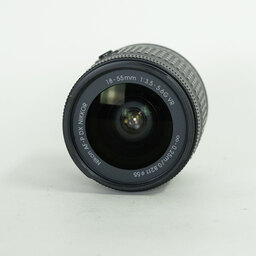 Nikon AF-P DX NIKKOR 18-55mm F3.5-5.6G VR Nikon AF-P DX NIKKOR 18-55mm F3.5-5.6G VR