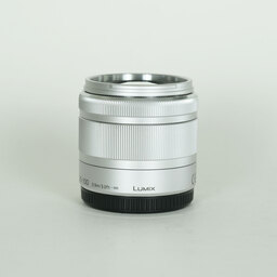 Panasonic LUMIX G VARIO 35-100mm / F4.0-5.6 ASPH. / MEGA O.I.S.