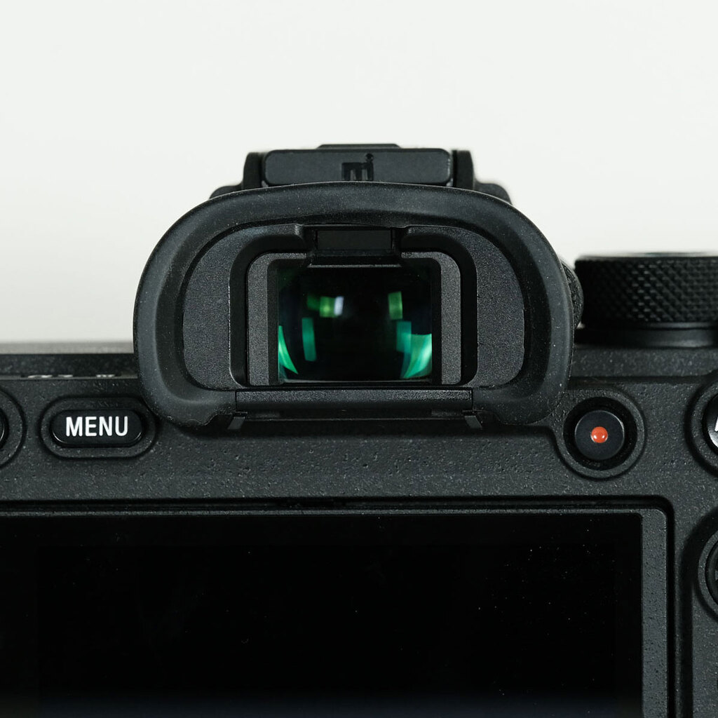 SONY α7RIV ボディ ILCE-7RM4A   【後期モデル 液晶下部にSONYロゴなし】