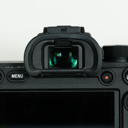 SONY α7RIV ボディ ILCE-7RM4A   【後期モデル 液晶下部にSONYロゴなし】