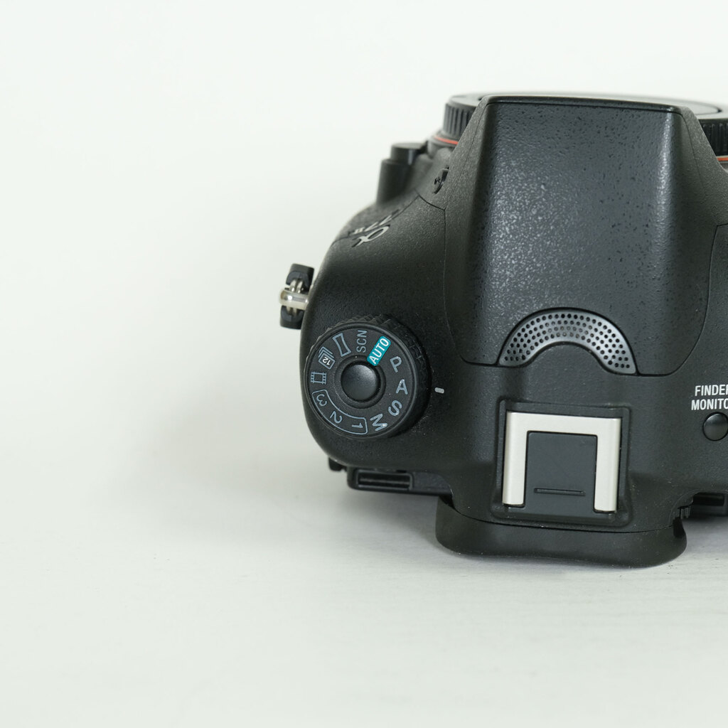 SONY α77IIボディ ILCA-77M2 SONY α77IIボディ ILCA-77M2