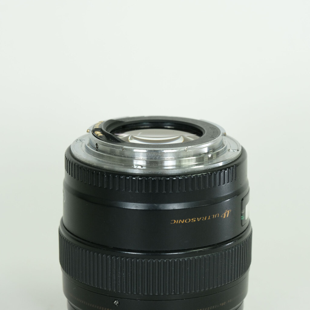 Canon EF85mm F1.8 USM