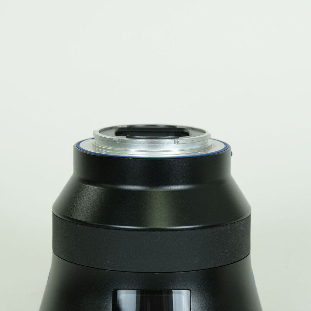 Carl Zeiss Batis 2.8/18 [ソニーE用]