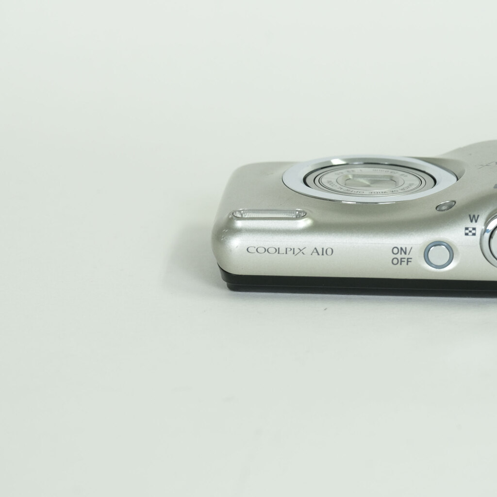 Nikon COOLPIX A10 シルバー