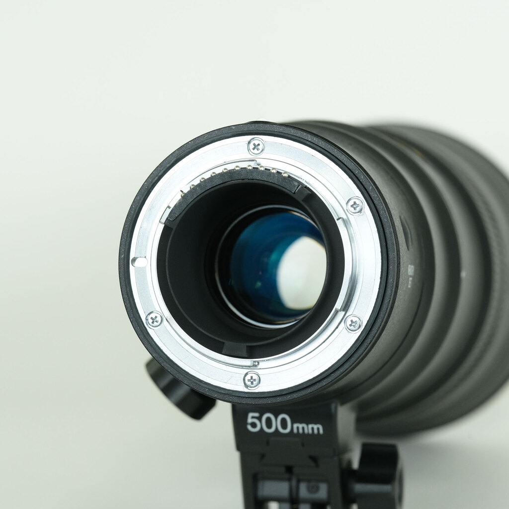 Nikon AF-S NIKKOR 500mm f/5.6E PF ED VR