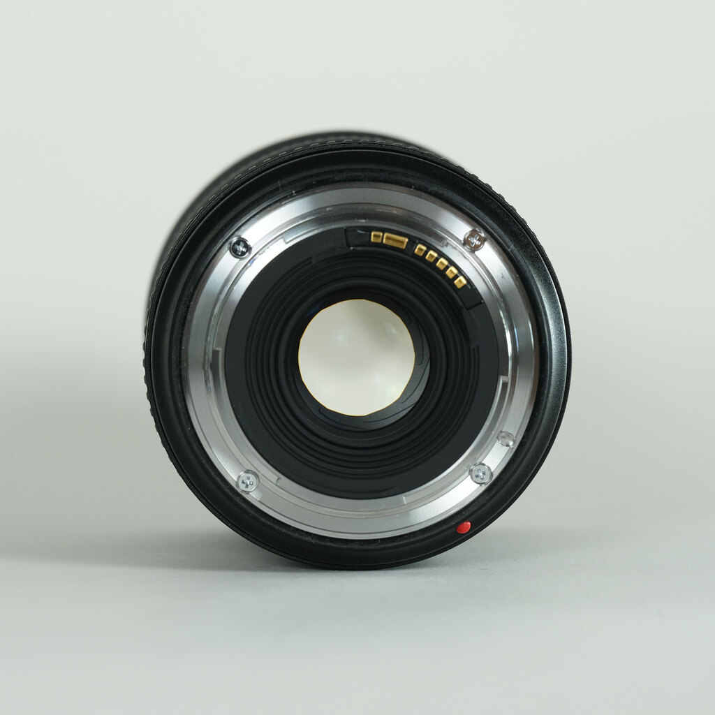 Canon EF16-35mm F2.8L III USM Canon EF16-35mm F2.8L III USM