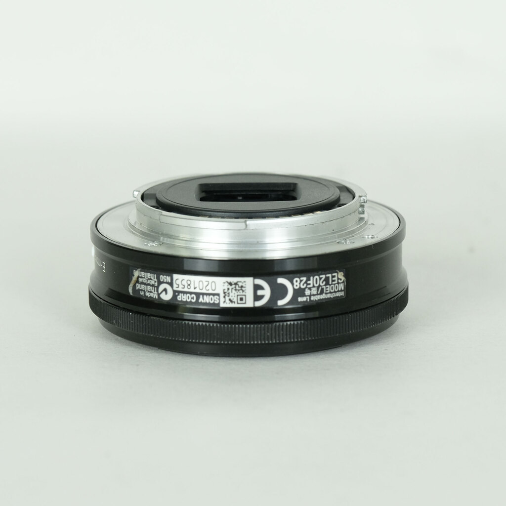 SONY E 20mm F2.8 SEL20F28