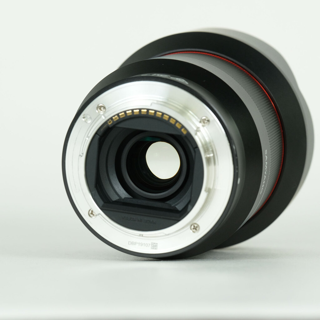 SAMYANG AF 14mm F2.8 [ソニーE用]の出品 | ONE SCENE（ワンシーン）