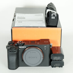SONY α7C II（ILCE-7CM2）