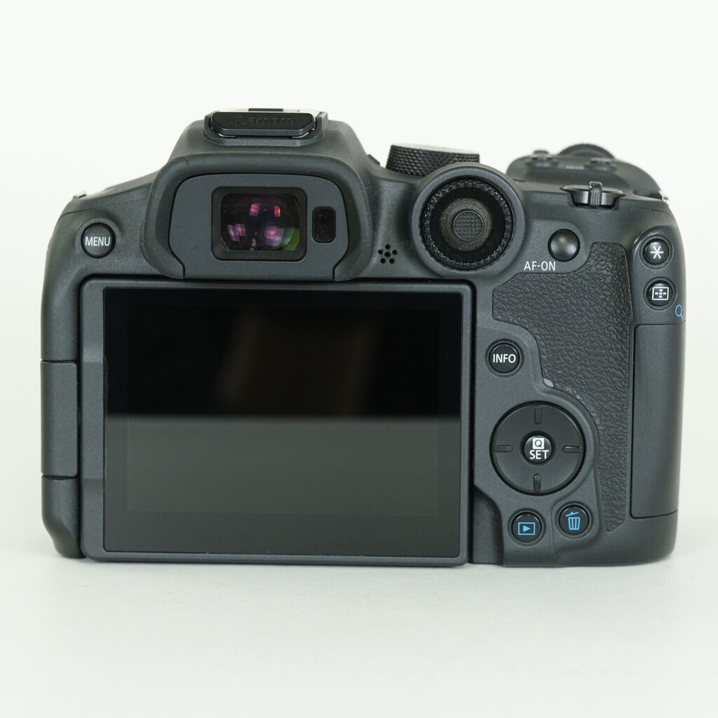 Canon EOS R7 Canon EOS R7