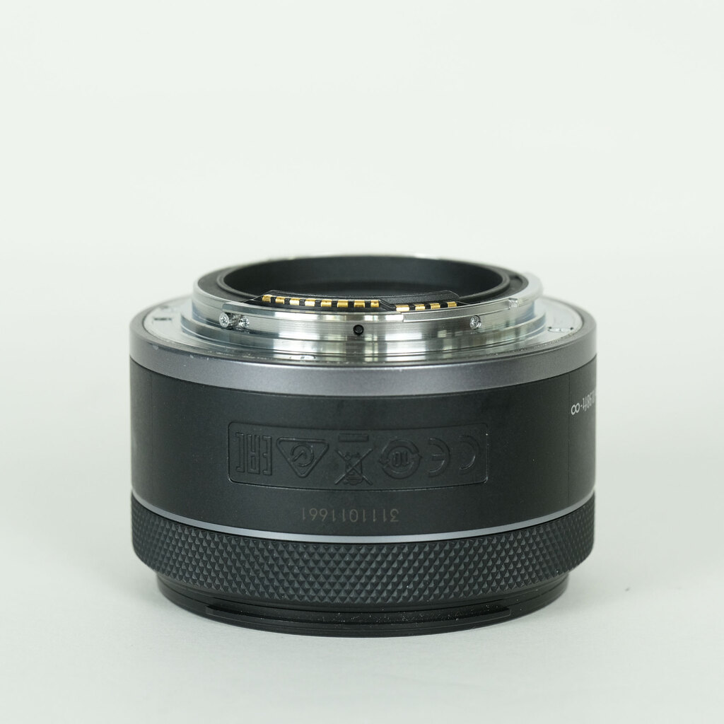 Canon RF50mm F1.8 STMの出品 | ONE SCENE（ワンシーン）