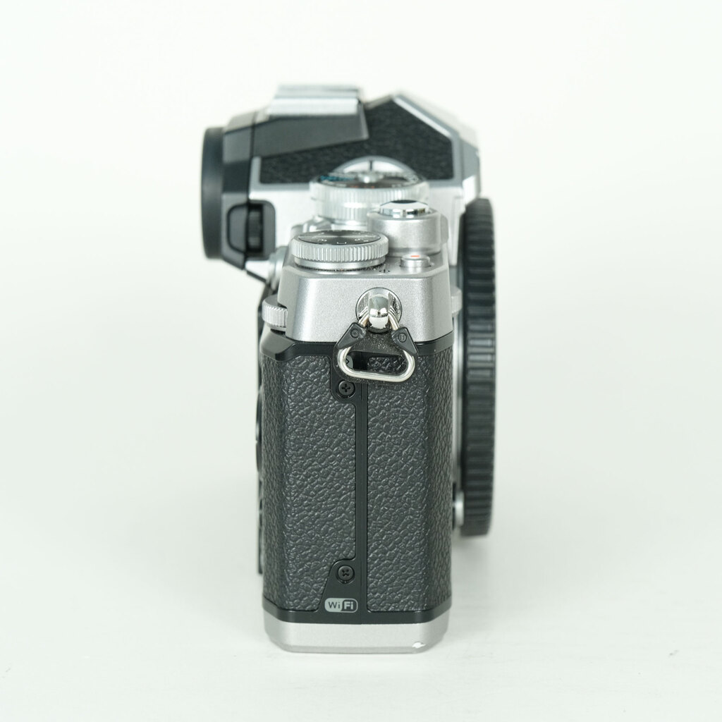Nikon Z fcの出品 | ONE SCENE（ワンシーン）