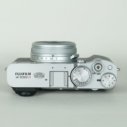FUJIFILM X100VI