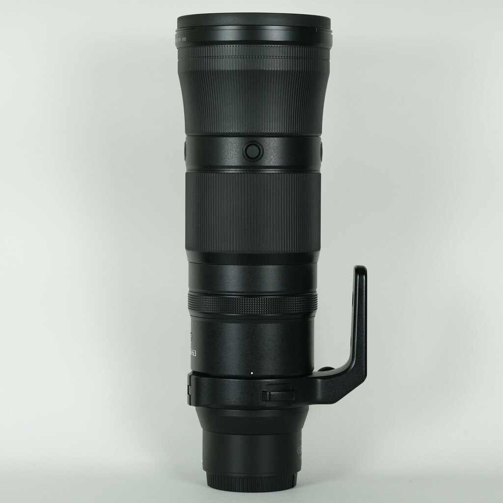 Nikon NIKKOR Z 180-600mm f/5.6-6.3 VR Nikon NIKKOR Z 180-600mm f/5.6-6.3 VR