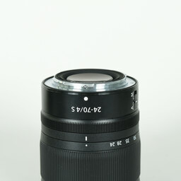 Nikon NIKKOR Z 24-70mm f/4 S Nikon NIKKOR Z 24-70mm f/4 S