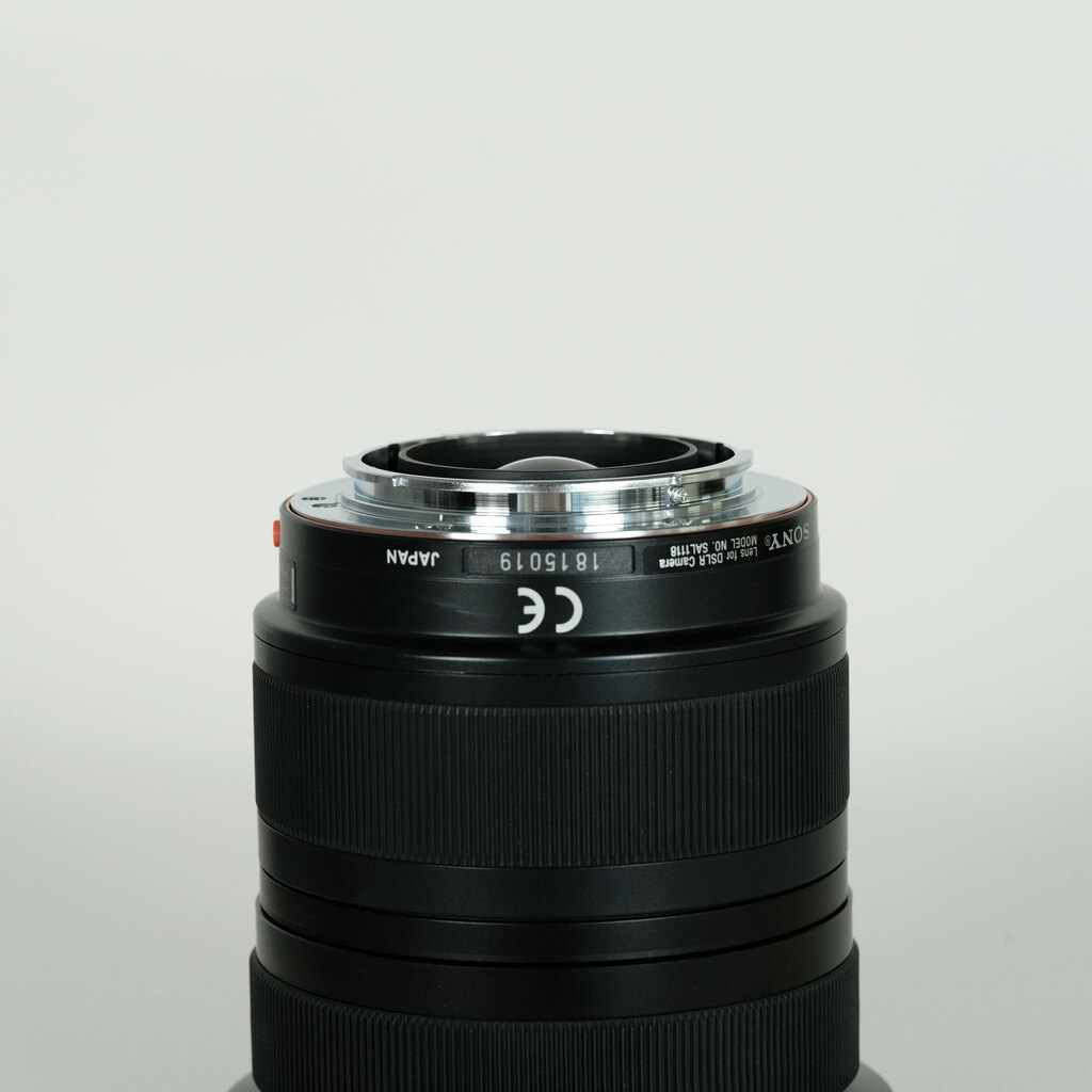 SONY DT 11-18mm F4.5-5.6 SAL1118