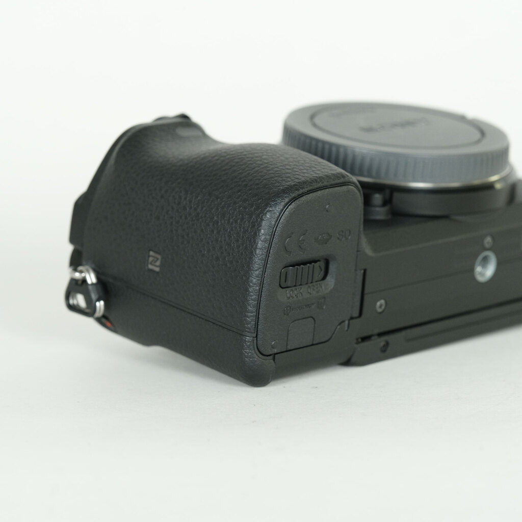 SONY α6400（ILCE-6400）