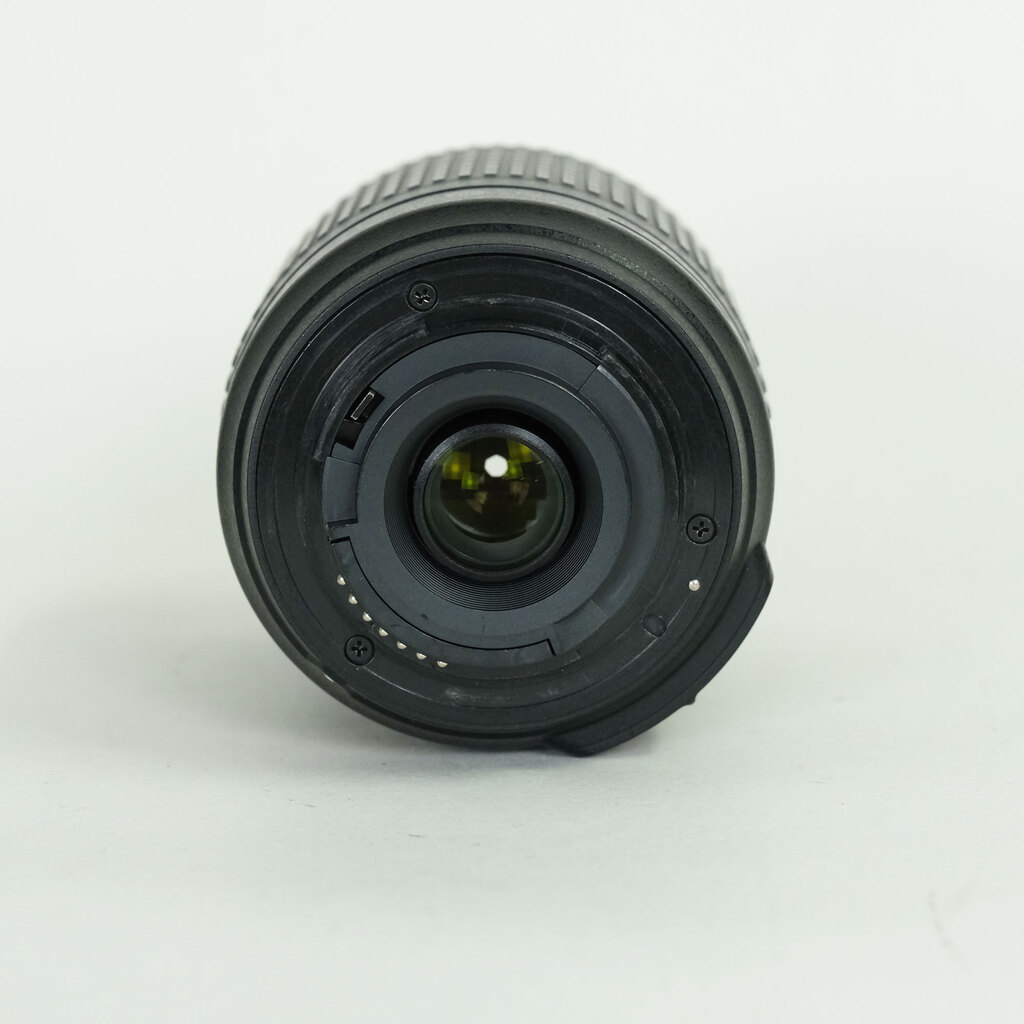 Nikon AF-S DX VR Zoom-Nikkor 55-200mm F4-5.6G IF-ED