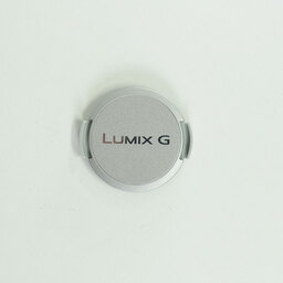 Panasonic LUMIX G VARIO 12-32mm / F3.5-5.6 ASPH. / MEGA O.I.S.