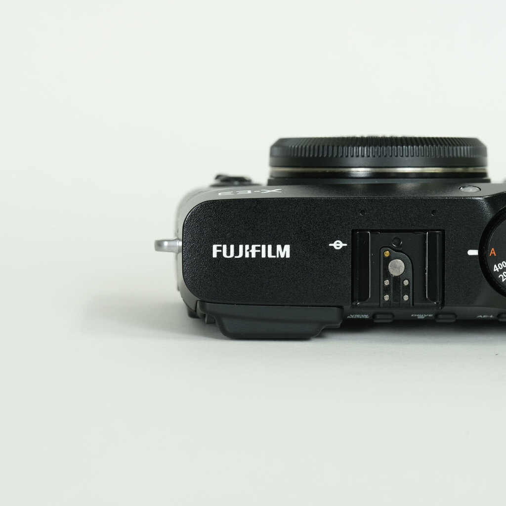 FUJIFILM X-E3