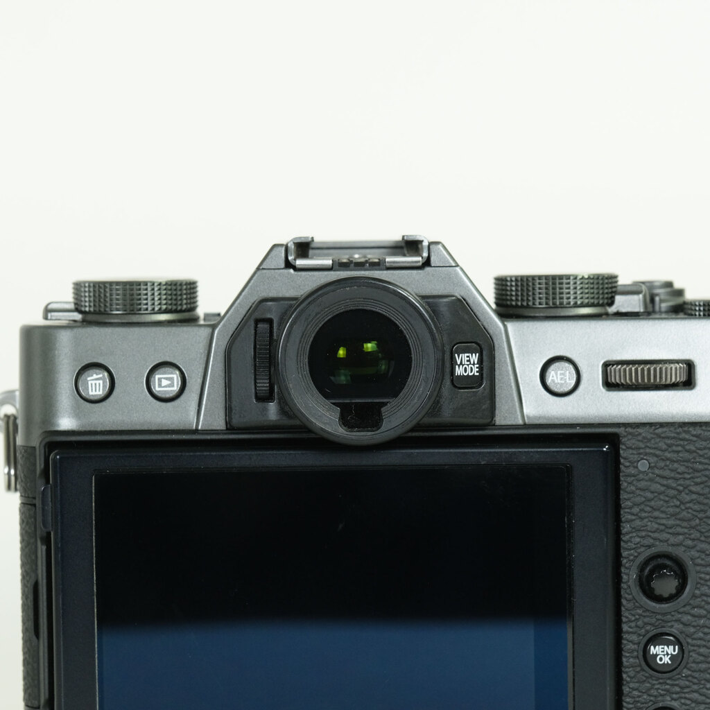 FUJIFILM X-T30